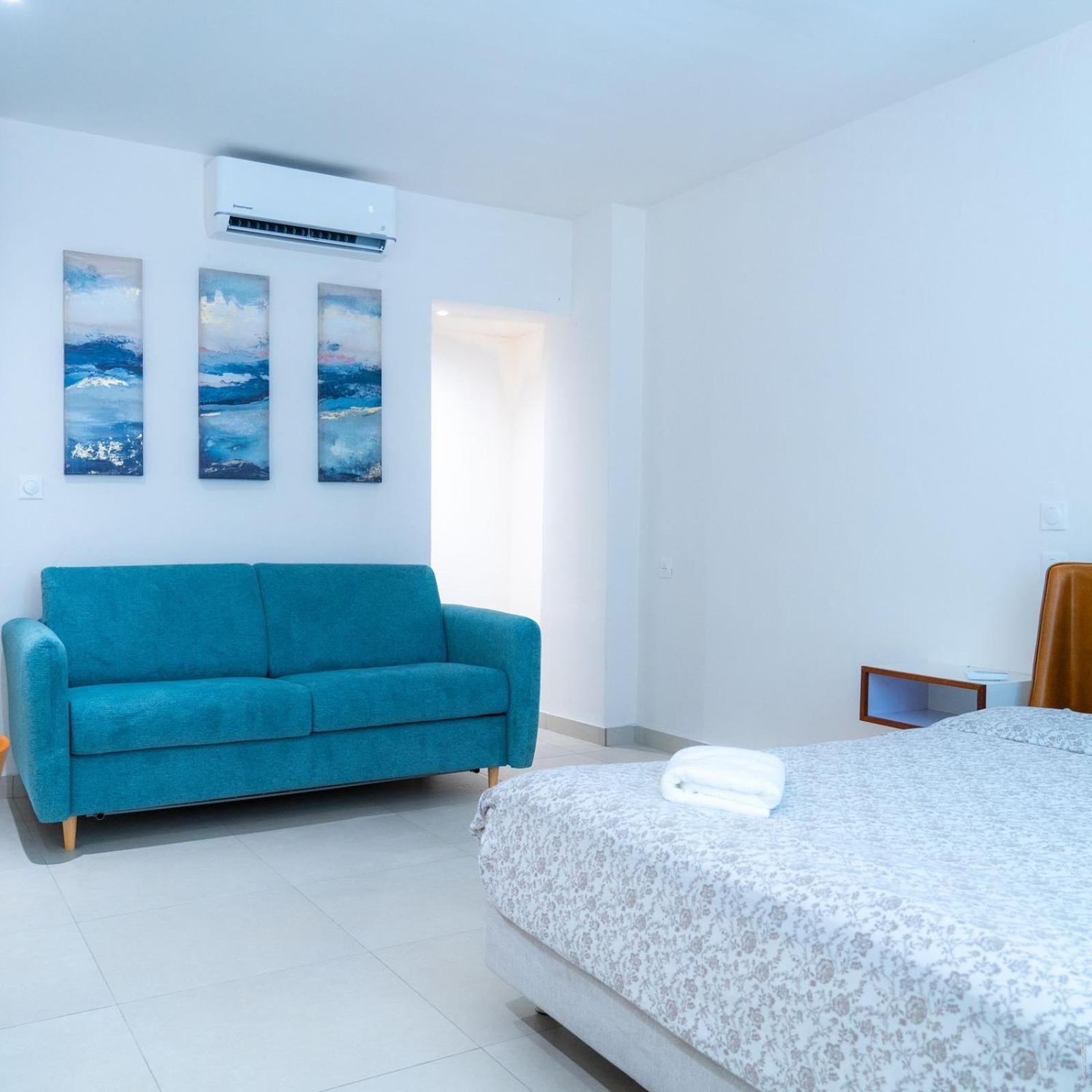 Hotel Maison Marceau Сен Лоран дьо Марони Екстериор снимка
